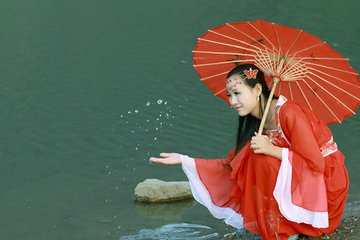 一次色诱惑未删减资源